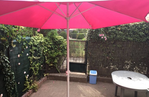 Le Grau-dʼAgde Apartment | Studio cabine mer rd jardin plage à 400m ts commerces 4 pers (2 gds & 2 children)