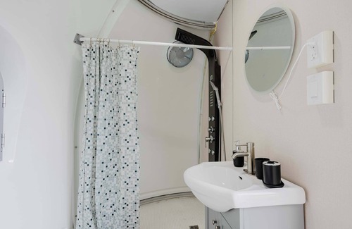 Carling Apartment | Studio Capsule Rockwood #15