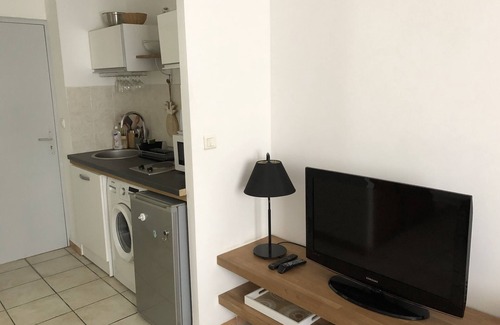 Saint-Denis Apartment | Studio Center of Saint Denis