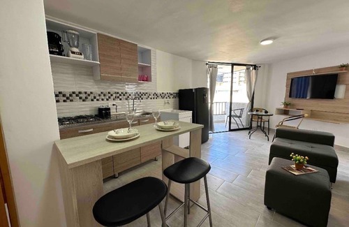 Barrio Centro Apartment | Studio apartment for rent in Rodadero Santa Marta one block from the beach.