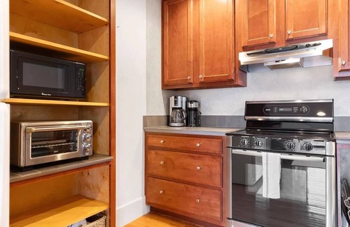 Innsbrook Condo | Studio Condo on the Water @ Innsbrook