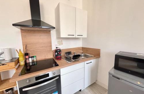 Annonay Apartment | Studio confortable