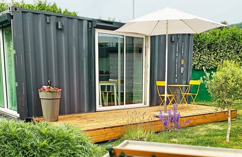 Eybens Apartment | Studio Container au Look Bohème