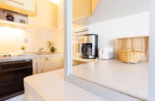 Pla d'Adet Apartment | Studio convivial au pied des pistes avec local skis et parking, animaux non acceptés - FR-1-296-450