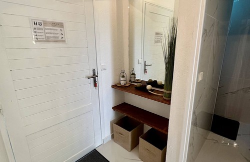 Saint-Louis Apartment | Studio cosy à deux pas de la plage et de la piscine