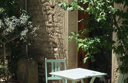 Taulignan Apartment | Studio Cosy au Calme