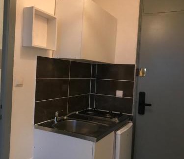 Alencon Apartment | Studio Cosy & Bohème