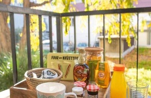 Le Rouet Apartment | Studio Cosy, Calme, Situé Stade, Congrès , Plages , Parcs, Centre, Vieux Port