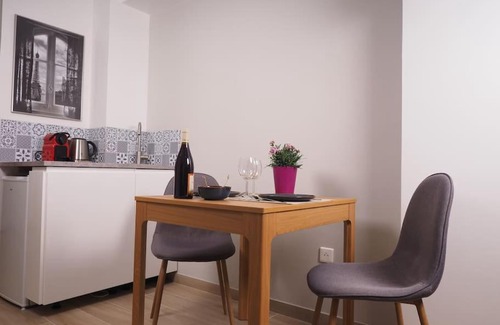 Porchefontaine Apartment | Studio Cosy Fleur de Lys