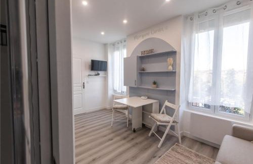 Corbeil-Essonnes Apartment | Studio cosy/Parking/Wifi