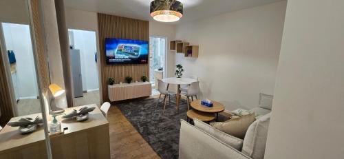 Saint-Thomas-d'Aquin Apartment | Studio d'architecte en plein cœur de Paris 7ème arrondissement