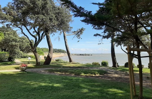 Saint-Palais-sur-Mer Apartment | Studio Dans Résidence Avec Accès Direct à la Plage