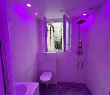 Belleville Apartment | Studio de charme centre paris 10 min de république