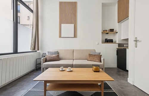 Quartier de Rochechouart Apartment | Studio de Charme - Montmartre/Pigalle