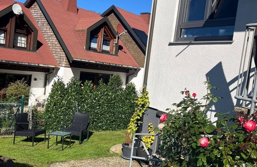 Schonach im Schwarzwald Apartment | Studio 'Am Grundbächle Schonach' with Shared Garden and Wi-Fi