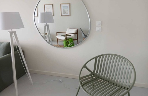 Pleneuf-Val-Andre Apartment | Studio digue du Val-André