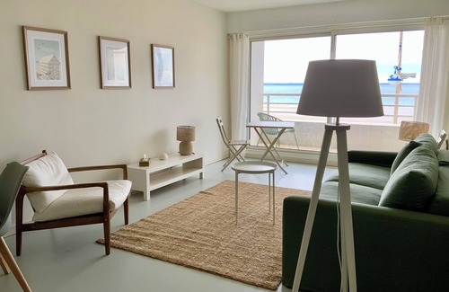 Pleneuf-Val-Andre Apartment | Studio digue du Val-André