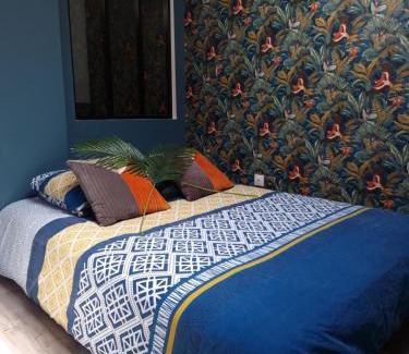 Sainte-Anne - Faubourg Noyon Apartment | Studio Eden Jacuzzi