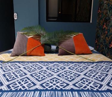 Sainte-Anne - Faubourg Noyon Apartment | Studio Eden Jacuzzi