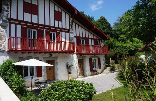Cambo-les-Bains Apartment | studio Eder Enea