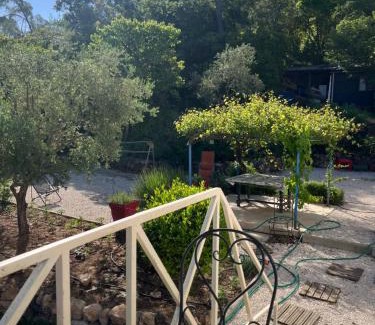 Brignoles Apartment | Studio en duplex indépendant