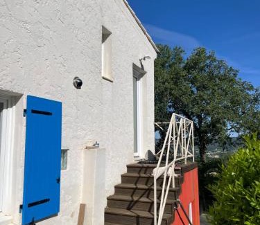 Brignoles Apartment | Studio en duplex indépendant