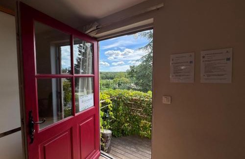 Rognes Apartment | Studio Est - 30 m2 Domaine viticole Château Barbebelle - Jardin & Boulodrome partagés