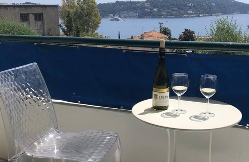 Villefranche-sur-Mer Apartment | Studio flat in private road with magnificant balcony view of Cap Ferrat