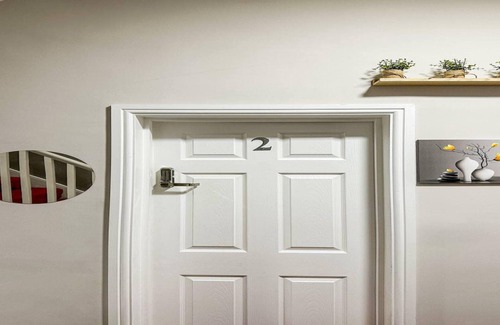 Ealing Apartment | Studio flat in Ealing Broadway