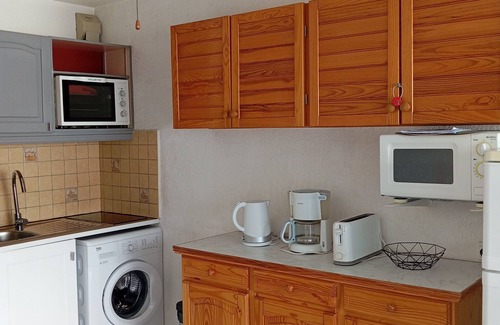 Plage d'Argeles Apartment | STUDIO FOR 4 PEOPLE 200 METRES FROM THE BEACH SWIMMING POOL PRIVATE PARKING FREE WIFI