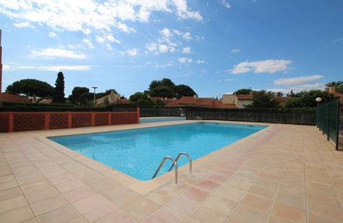 Les Arenes Apartment | Studio for 4 people in a residence with swimming pool + parking