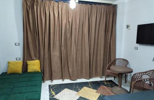 Al Ahyaa Ski Chalet | Studio FOR RENT IN ELWAZRA EREA BEFOR EL GOUNA 5 MINUTES ONE BEDROOM