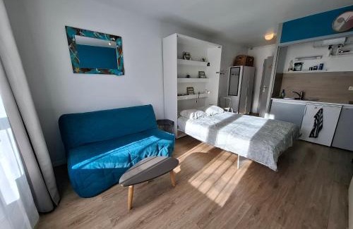 Merville-Franceville-Plage Apartment | Studio bord de mer en résidence MERVILLE FRANCEVILLE PLAGE