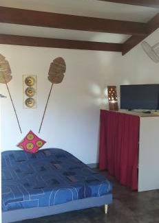 Montvert-les Bas Apartment | Studio GECKO chez Fanny et Alain