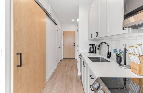 Kingfield Apartment | Studio Getaway 10 min From Downtown Minneapolis
