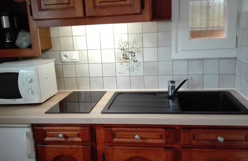 Urcuray Apartment | STUDIO GETTE HASPARREN in the Basque Country near the Cambo thermal baths