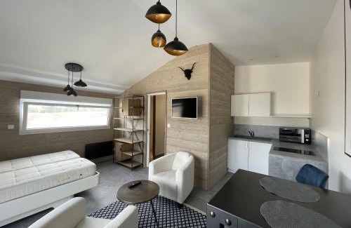 Les Attaques Apartment | Studio Gisèle