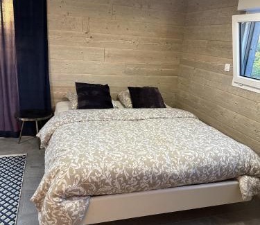 Les Attaques Apartment | Studio Gisèle