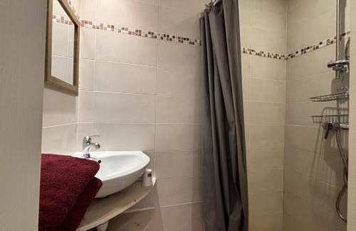 Chatel-Guyon Apartment | Studio Grand Hôtel - 1 lit - 2 pers