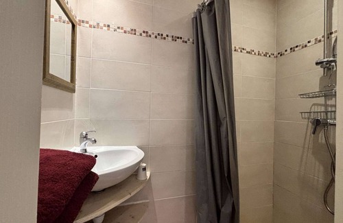 Chatel-Guyon Apartment | Studio Grand Hôtel - 1 bed - 2 people