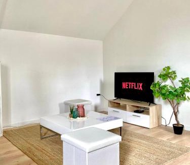 Guingamp Apartment | Studio guingamp