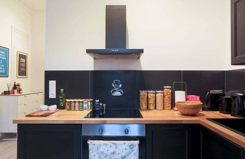 Voltaire - Saint Amour Apartment | Studio HighTech 35m2 Center of Lyon + Parking