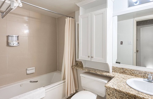 Saint-Sauveur House | Studio hotel le Domaine Saint-Sauveur cuisine