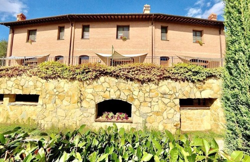 San Miniato Apartment | Studio in basement equipped with all comforts