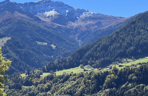 Versegeres Ski Chalet | Studio in beautiful Swiss Alps, 5 mins from lifts