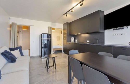 Blankenberge Apartment | Studio in Blankenberge with Stunning Sea View