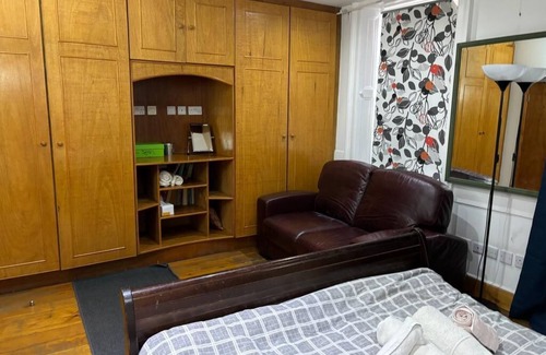 Holborn and Covent Garden Apartment | Studio in Central London