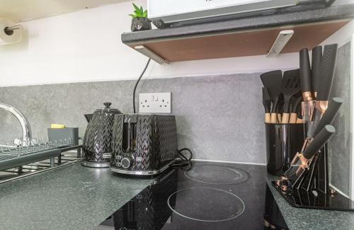 Reading Apartment | Studio in Central Reading- Next to Town Centre