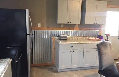 Craig Cottage | Studio in Downtown Craig - Walk to Missouri River!