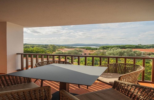 Costa Serena Apartment | Studio in Ferienanlage auf Sardinien